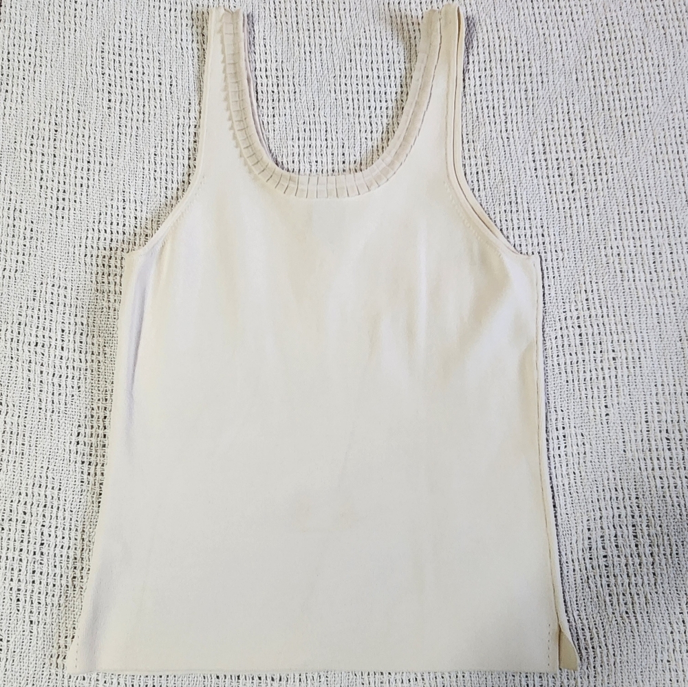 Creme Camisole - Picture 8 of 13